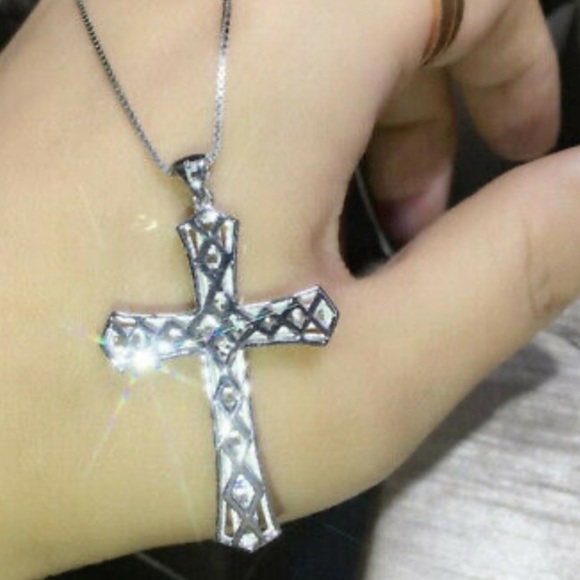 New Sterling silver Cross Necklace - Picture 3 of 5